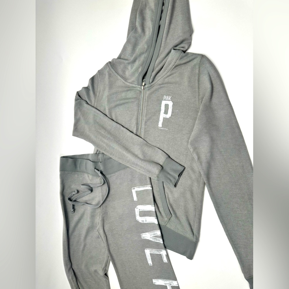Women’s “VICTORIA’S SECRET” PINK                Hooded Sweat Suit.